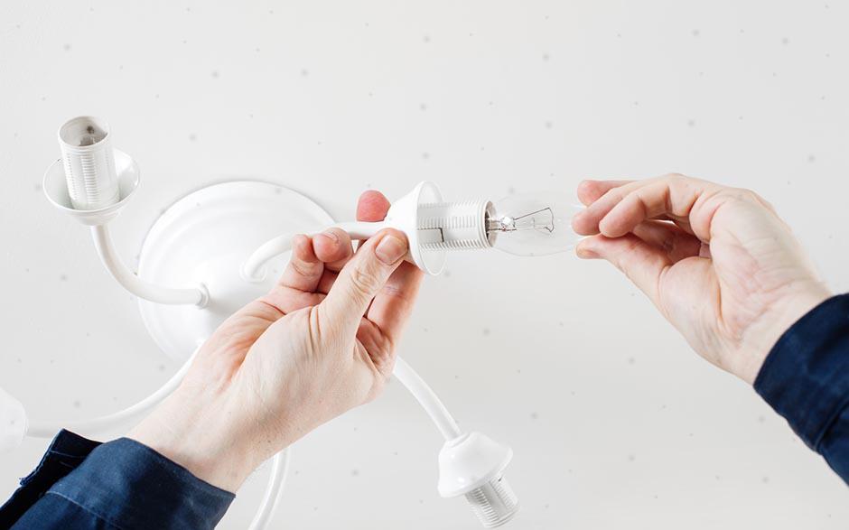 je recherche un électricien Paris 2
